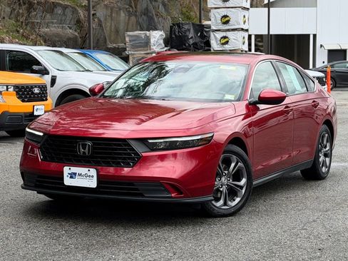Used 2023 Honda Accord EX image 1