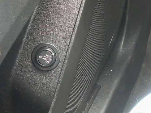 Used 2019 Chevrolet Equinox LT AWD/4WD image 28