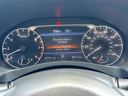 Used 2023 Nissan Altima 2.5 SV FWD image 12
