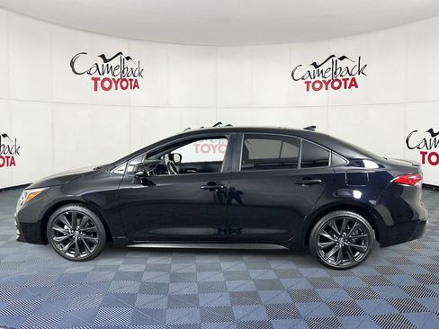 Used 2025 Toyota Corolla SE image 5