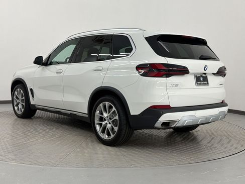 Used 2024 BMW X5 sDrive40i w/ Parking Assistance Package RWD image 3