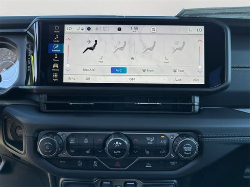 New 2025 Jeep Gladiator High Tide image 22