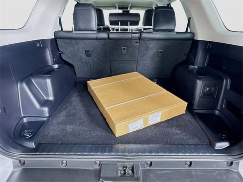Certified 2024 Toyota 4Runner SR5 Premium image 26