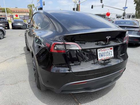 Used 2021 Tesla Model Y Long Range AWD/4WD image 20