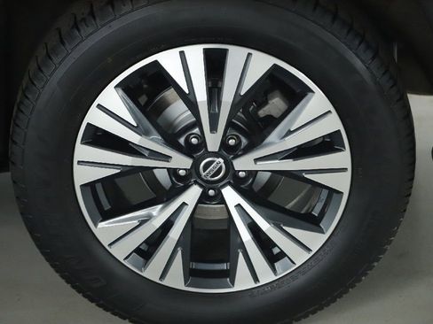 Used 2021 Nissan Rogue SV image 38