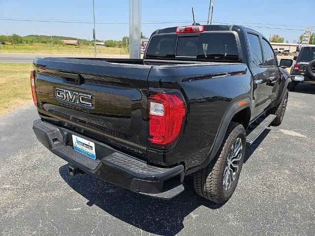 Used 2026 GMC Canyon Denali w/ LPO, Black Badging Package AWD/4WD image 7
