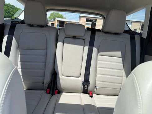 Used 2019 Ford Escape Titanium AWD/4WD image 22