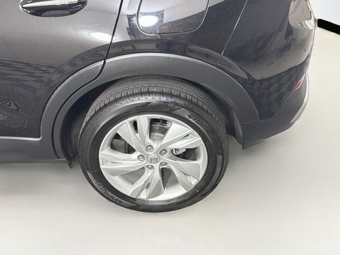 Used 2025 Buick Encore GX Preferred FWD image 11