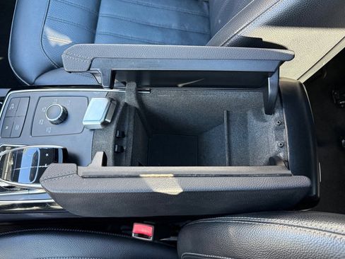 Used 2018 Mercedes-Benz GLE 350 4MATIC image 35