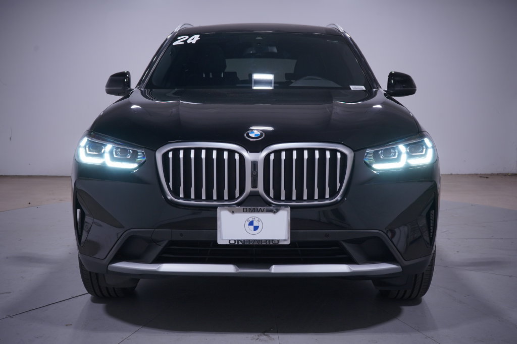 Used 2024 BMW X3 sDrive30i w/ Convenience Package RWD image 4