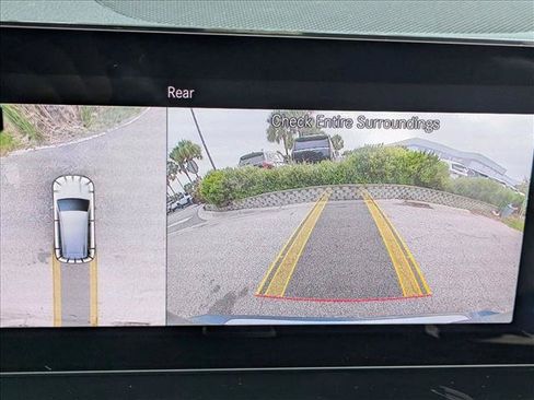 Used 2023 Mercedes-Benz GLB 250 image 9