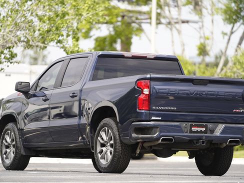 Used 2021 Chevrolet Silverado 1500 RST AWD/4WD image 3