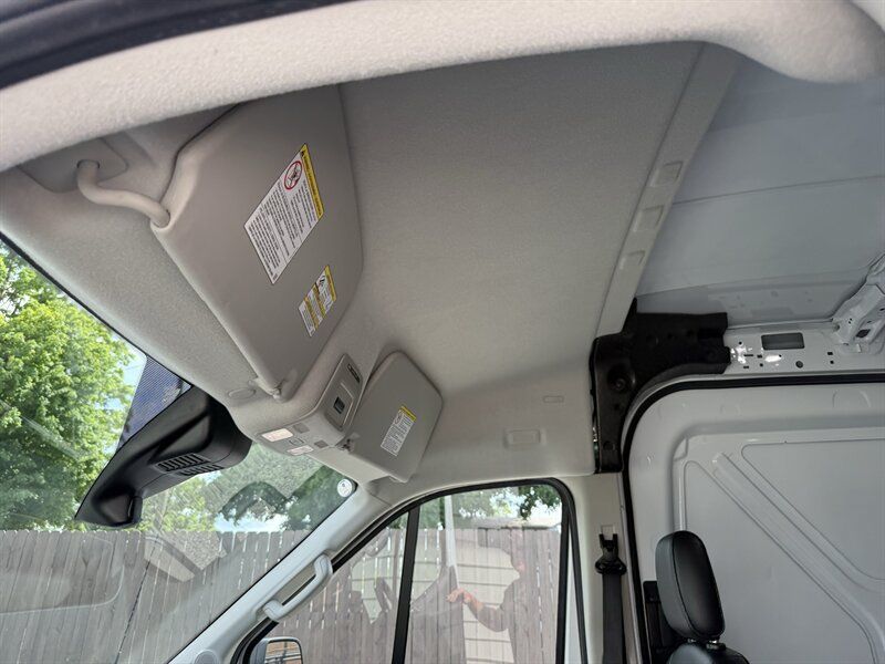 Used 2024 Ford Transit 250 148 Medium Roof Extended AWD image 21