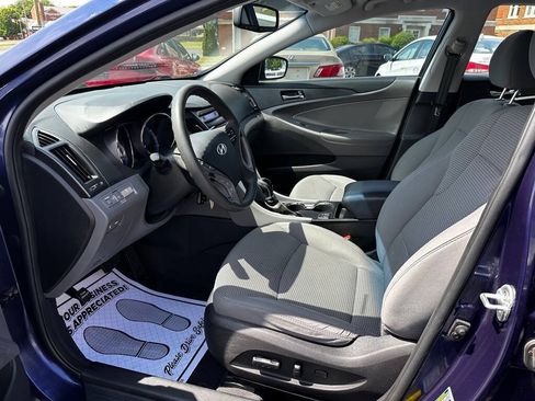 Used 2013 Hyundai Sonata GLS w/ Popular Equipment Pkg FWD image 11