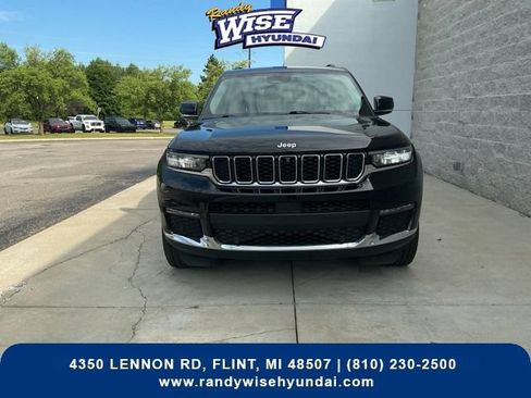 Used 2022 Jeep Grand Cherokee L Limited w/ Luxury Tech Group II AWD/4WD image 8