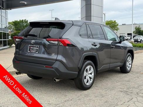 Used 2024 Toyota RAV4 LE AWD/4WD image 2