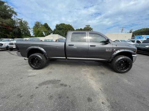 Used 2015 RAM 2500 Tradesman w/ Chrome Appearance Group AWD/4WD image 6