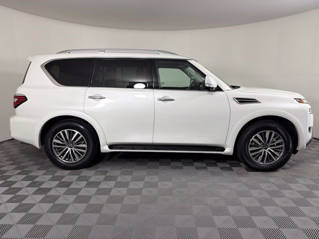 Used 2024 Nissan Armada SL w/ Captain's Chairs Package AWD/4WD image 36