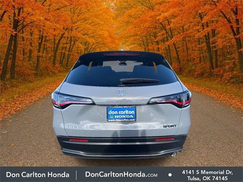 Used 2025 Honda HR-V Sport image 5