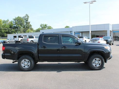 Used 2021 Toyota Tacoma SR w/ SR Convenience Package RWD image 11