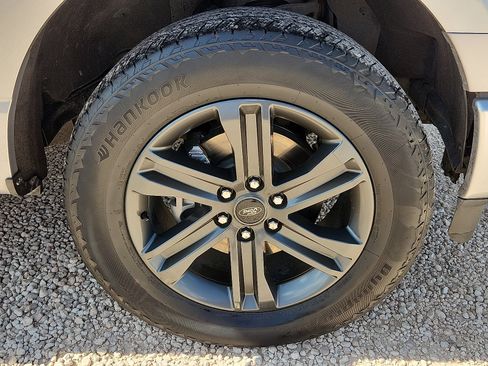 Used 2023 Ford F150 Lariat AWD/4WD image 7