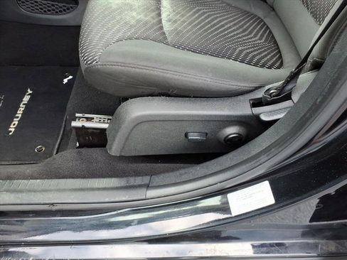 Used 2016 Dodge Journey SXT w/ Premium Group image 5