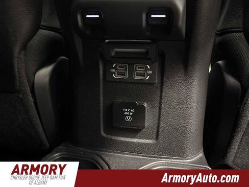 Used 2021 Jeep Gladiator Mojave image 31