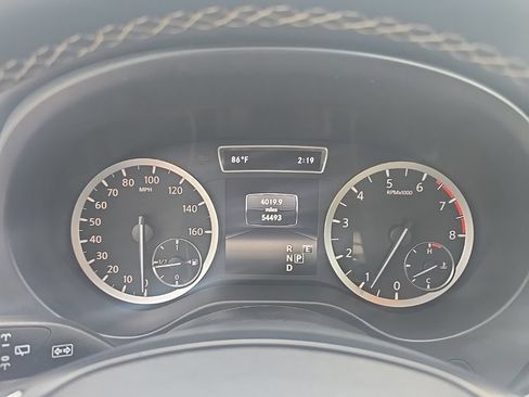 Used 2019 INFINITI QX30 w/ Navigation Package FWD image 18