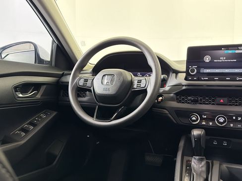 Used 2025 Honda Accord LX image 26