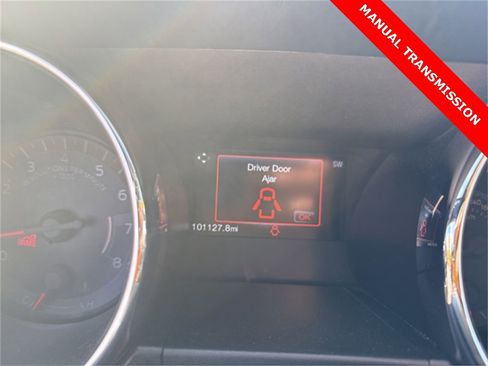 Used 2016 Ford Mustang Coupe image 11