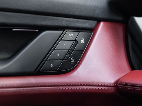 Certified 2022 Porsche Taycan 4S image 19