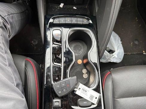 Used 2023 Buick Envision Essence w/ Sport Touring Package image 18