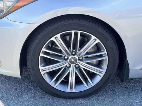 Used 2018 Genesis G80 3.8 w/ Option Group 02 image 11