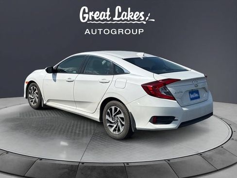 Used 2018 Honda Civic EX image 3