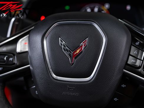 Used 2020 Chevrolet Corvette Stingray Preferred Cpe w/ 2LT Preferred Equipment Group RWD image 39