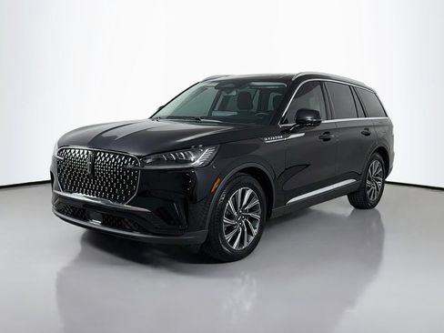 Used 2026 Lincoln Aviator 2WD image 1