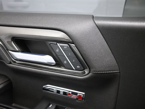 Used 2023 GMC Sierra 1500 AT4 w/ AT4 Premium Package image 12