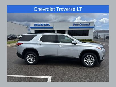 Used 2020 Chevrolet Traverse LT