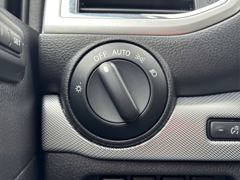 Used 2018 Nissan Titan PRO-4X w/ Pro-4x Convenience Package image 25