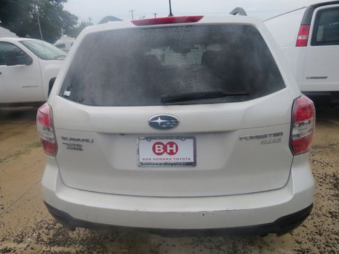 Used 2014 Subaru Forester 2.5i Premium image 5