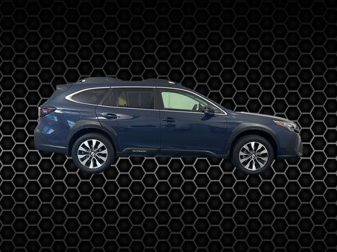 Used 2023 Subaru Outback Limited image 5