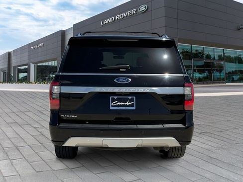 Used 2019 Ford Expedition Platinum RWD image 4