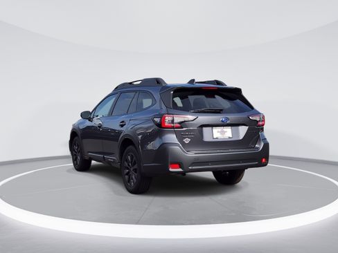 Certified 2025 Subaru Outback Onyx Edition w/ Popular Package #2 AWD/4WD image 7