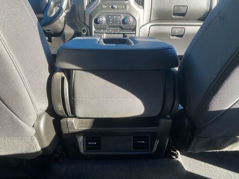 Used 2023 Chevrolet Silverado 1500 Custom image 26