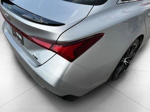 Used 2019 Toyota Avalon XSE FWD image 14