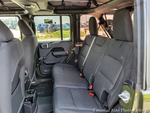 Used 2023 Jeep Wrangler Unlimited Sport AWD/4WD image 10