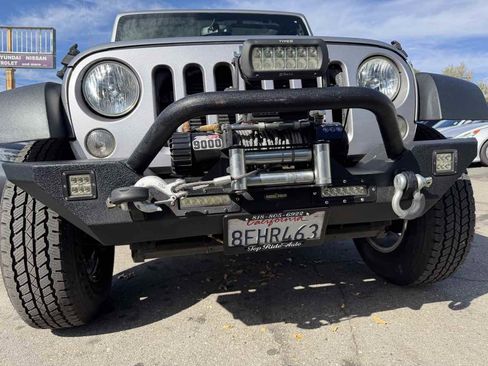 Used 2015 Jeep Wrangler Unlimited Sport w/ Quick Order Package 24S image 2