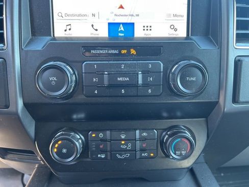 Used 2019 Ford F150 XLT w/ Equipment Group 302A Luxury image 28
