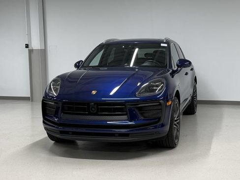 Certified 2024 Porsche Macan S AWD/4WD image 1