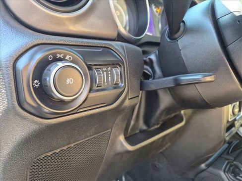Used 2022 Jeep Wrangler Unlimited Sport AWD/4WD image 16